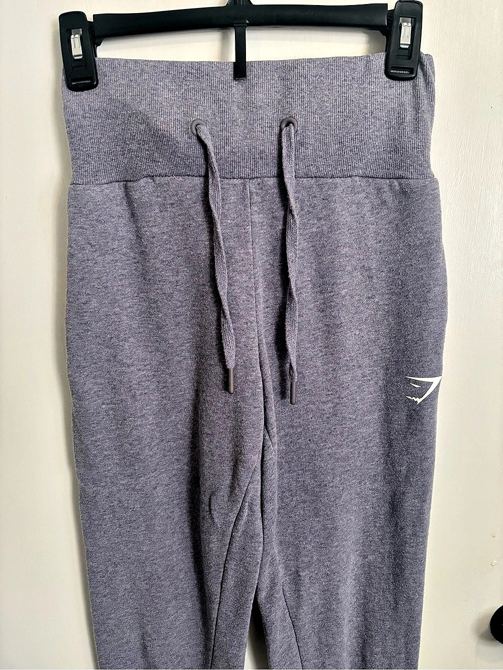 GYMSHARK Gray Jogger Pants Size Small